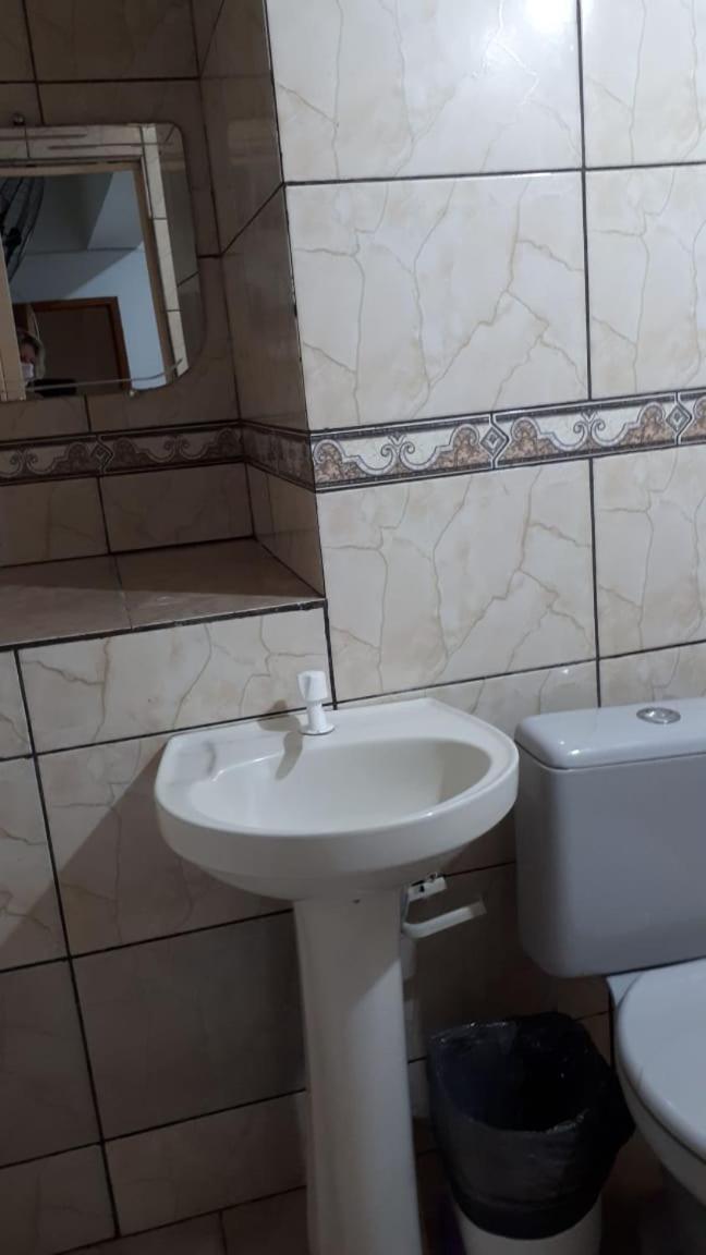 Hotel Embaixador De Curitiba Værelse billede